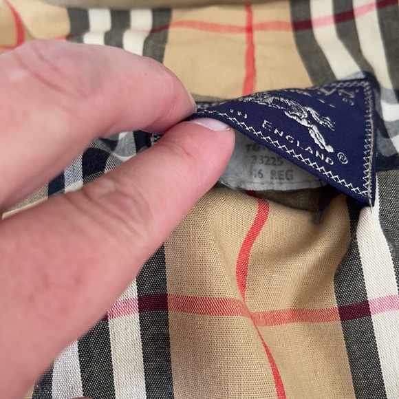 Burberrys’ Dark Tan Overcoat Classic Vintage - Picture 12 of 14